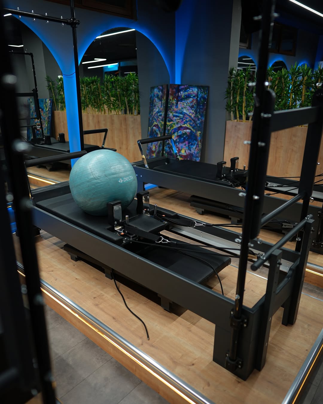 Reformer Pilates Nedir? Kimler İçin Uygundur ve Neden Bu Kadar Popüler?